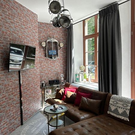 Ruhige Wohnung Im Fabrikstil In Chemnitz Exterior foto