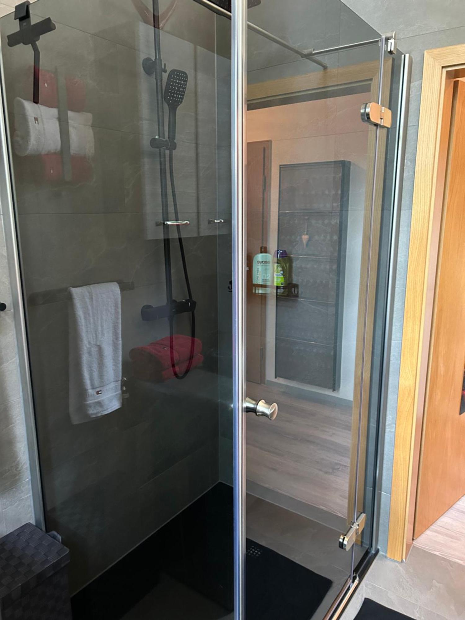 Ruhige Wohnung Im Fabrikstil In Chemnitz Exterior foto